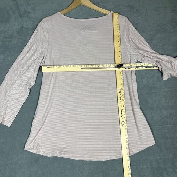 Soft Surroundings Knit Top Medium Lavender Stripe Keyhole Neck 3/4 Sleeve Blouse - Picture 6 of 8